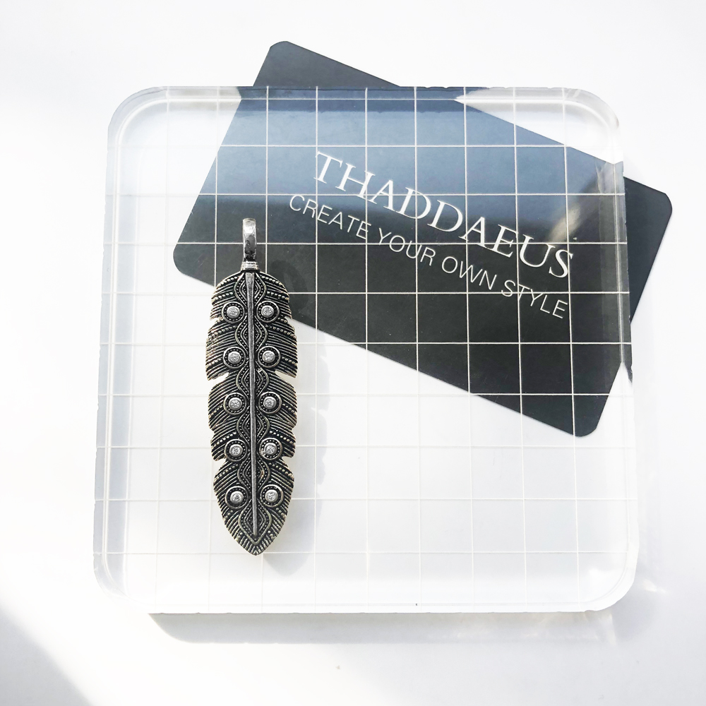 Hanger Eagle Feather,Brand Fas - Women'S Eagles Accessories recensie en prijs